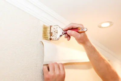 Pose de papier peint à Brignemont — revêtements muraux et toiles de verre
